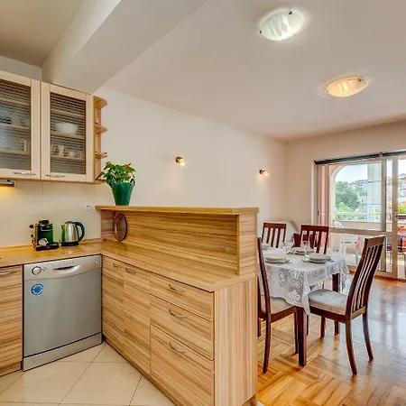 Modernes Nur 500 Meter Zum Mit Wifi Und Privatparkplatz Apartment