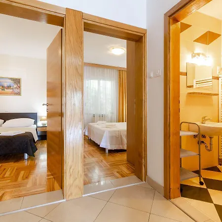 Modernes Nur 500 Meter Zum Mit Wifi Und Privatparkplatz Apartment *