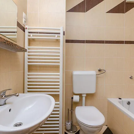 Modernes Nur 500 Meter Zum Mit Wifi Und Privatparkplatz Apartment