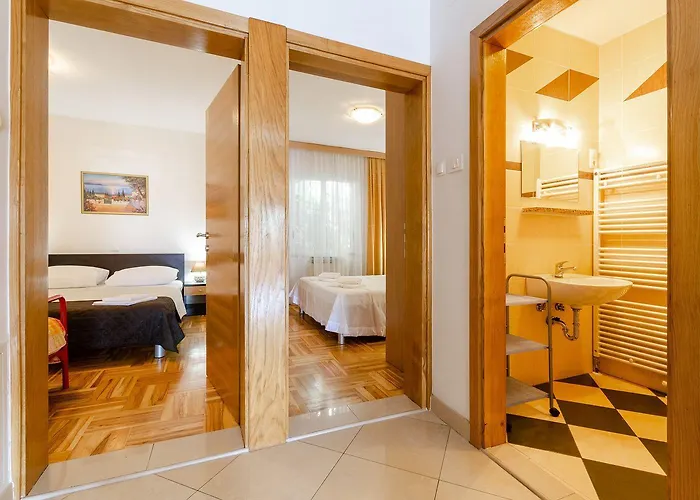 Modernes Nur 500 Meter Zum Mit Wifi Und Privatparkplatz Daire *