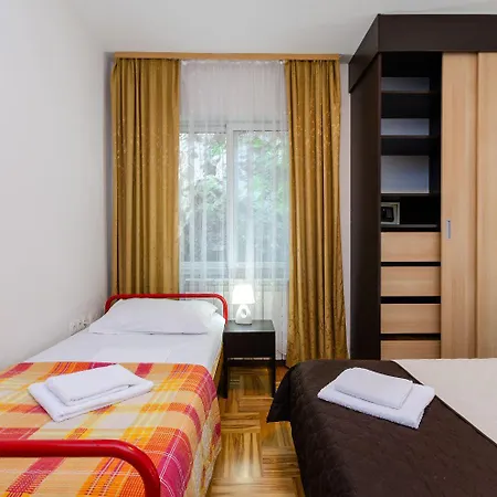 Appartement Modernes Nur 500 Meter Zum Mit Wifi Und Privatparkplatz Crikvenica